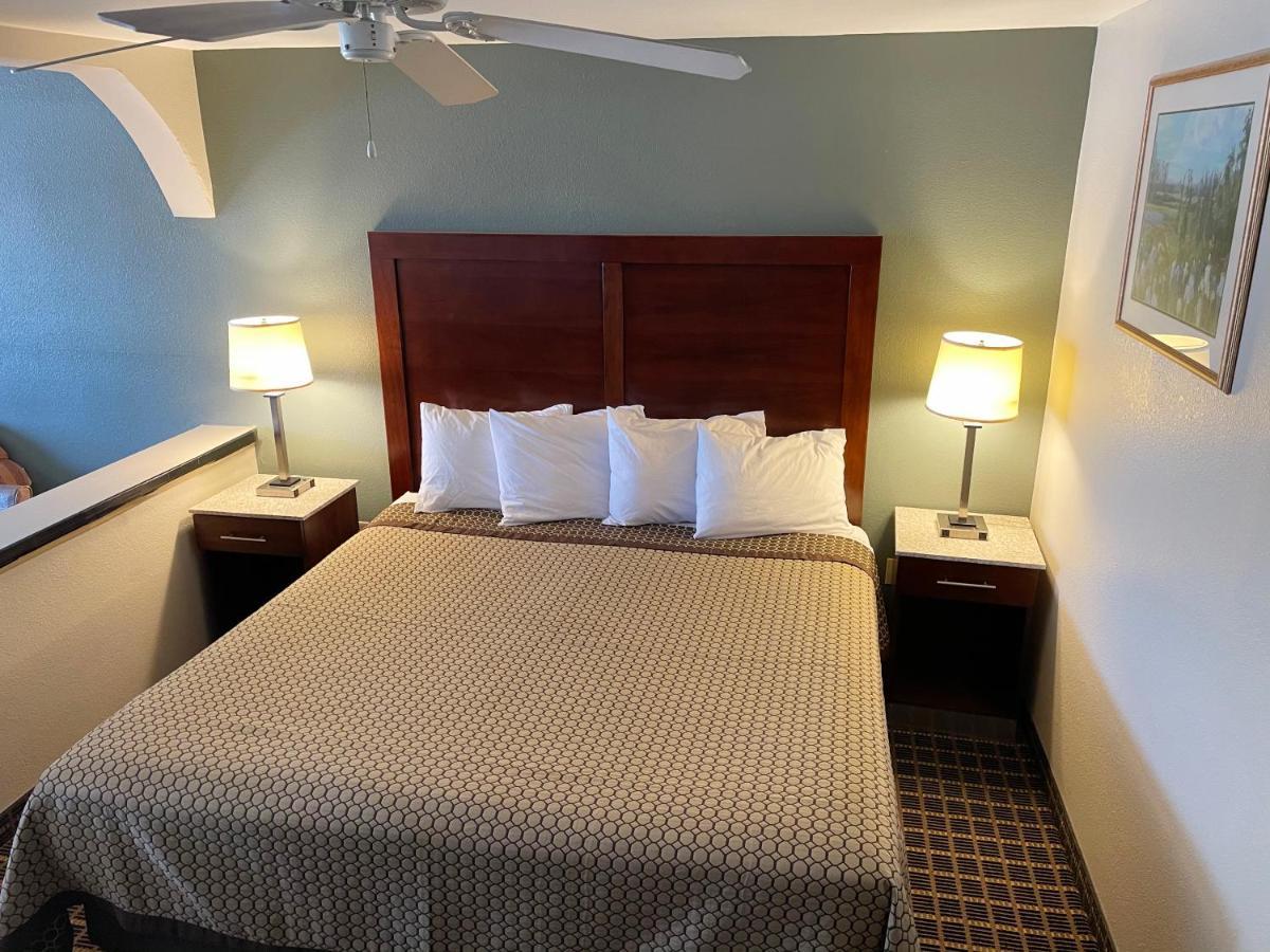 Great Western Inn & Suites Carlsbad Extérieur photo